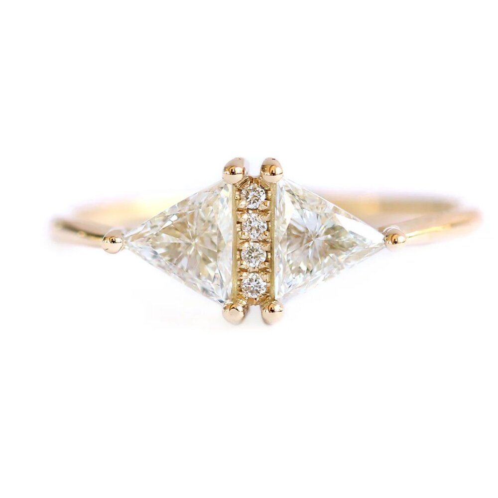 ARTEMER Vintage Diamond Triangle Ring - Delicate geometric engagement ring